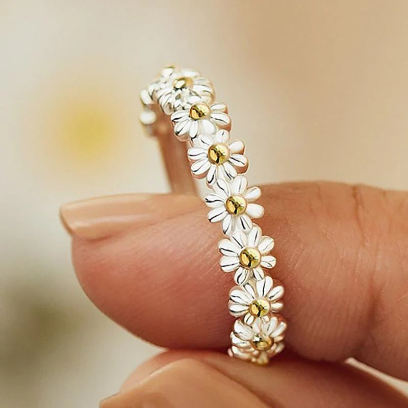 RENATA | Anillo ajustable con margaritas