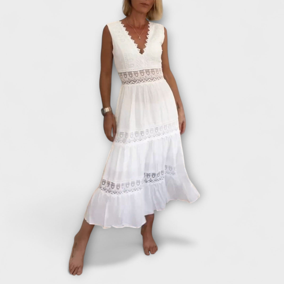 MARÍA JOSÉ JOSÉ | Vestido midi de encaje con escote en V