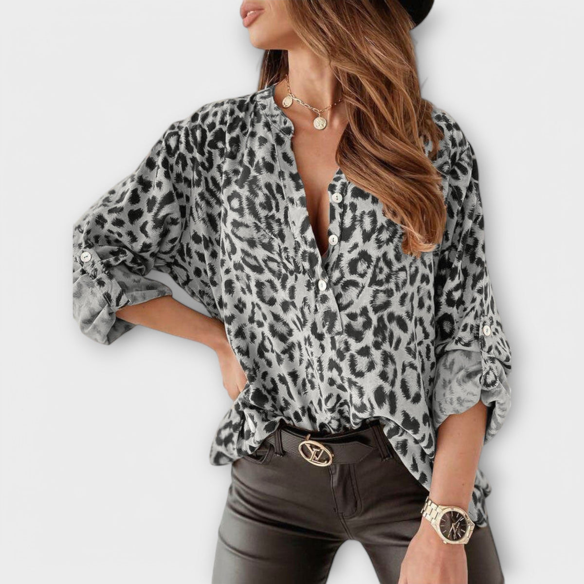 MONICA | Blusa con estampado de leopardo