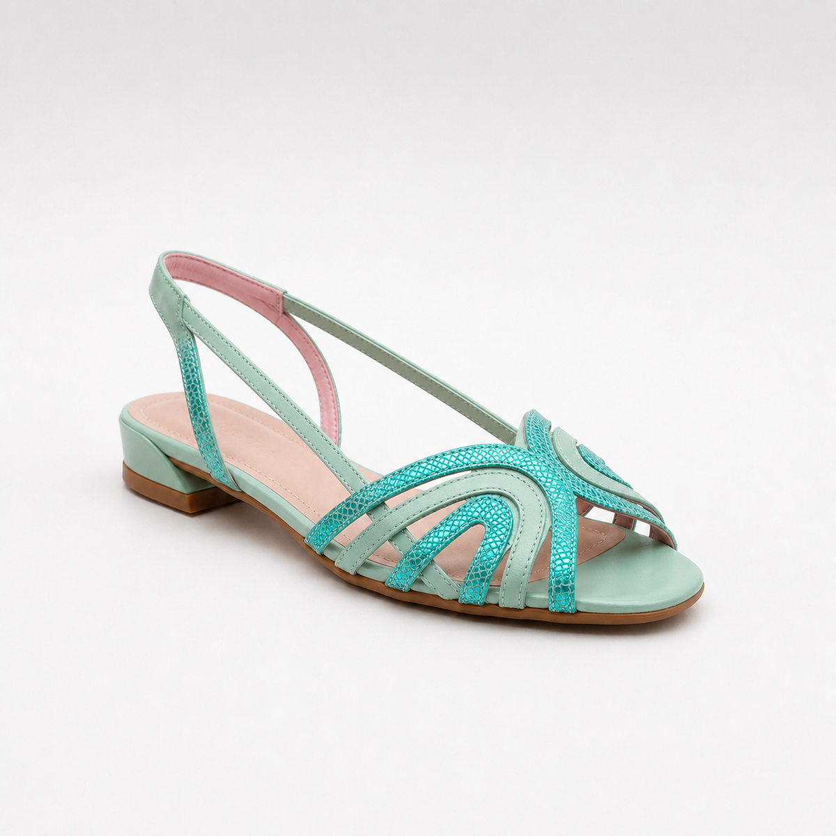 ANDREA | Sandalias doradas de tiras finas