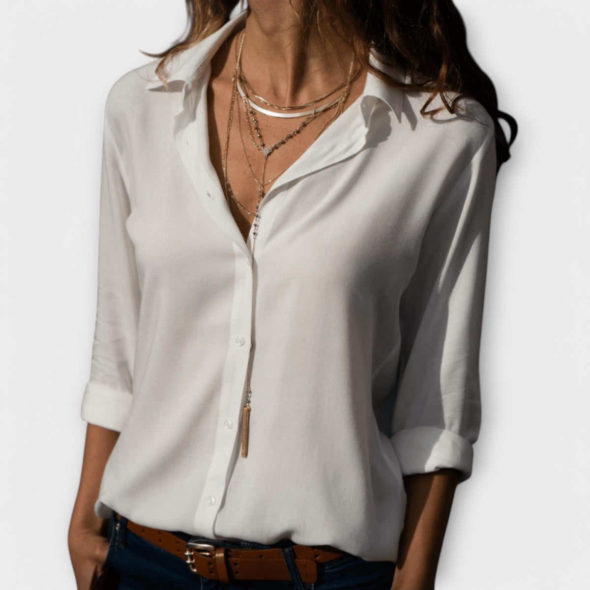 ROMINA | Blusa de estilo atemporal
