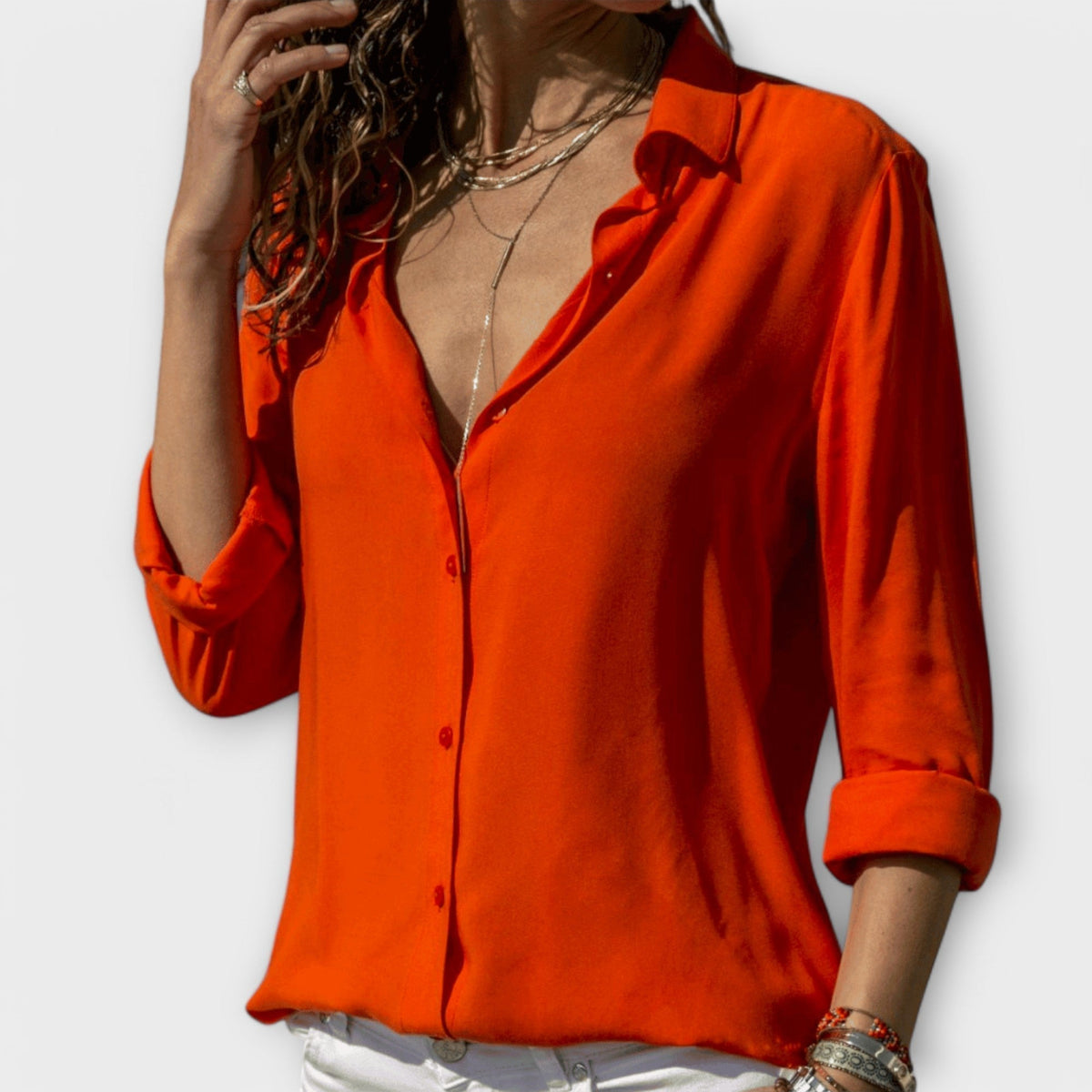 ROMINA | Blusa de estilo atemporal
