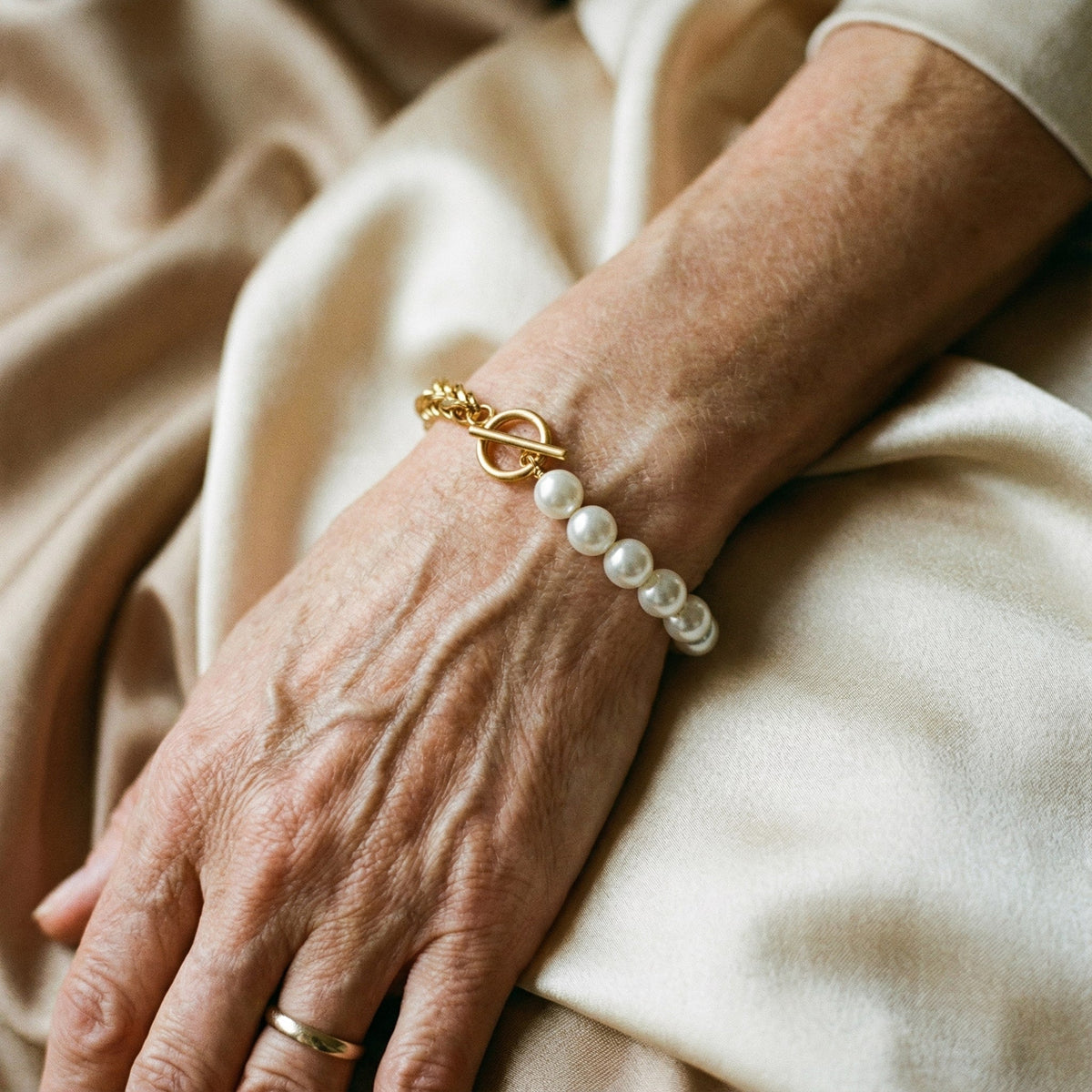 MARÍA JOSÉ JOSÉ | Pulsera con perlas