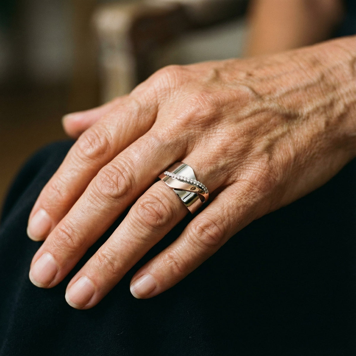 REGINA | Anillo retro con zircón