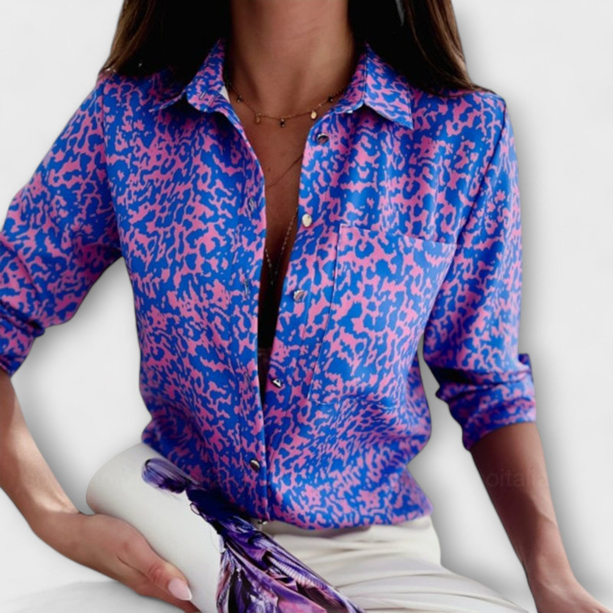 BEATRIZ | Blusa con cuello clásico